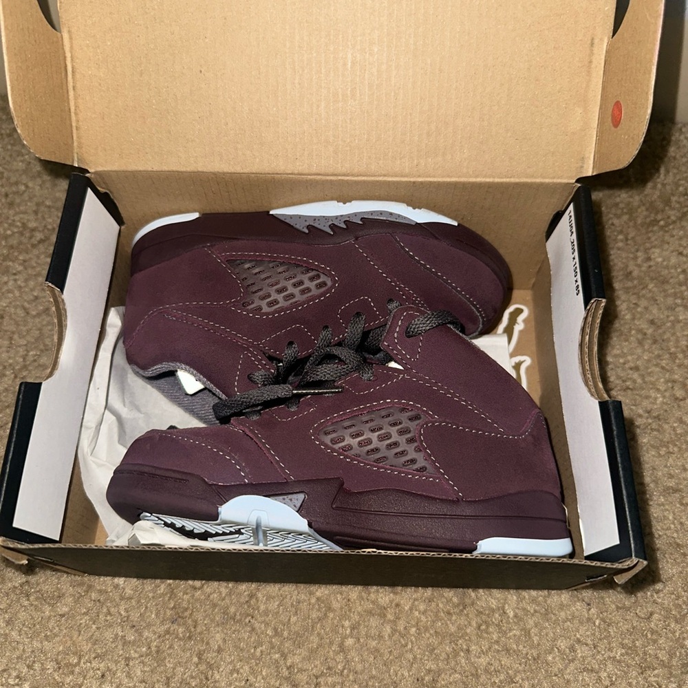 Toddler Burgundy Jordan 5s Size 9C!